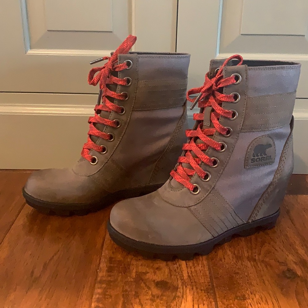 Sorel Joan of Artic wedge boot